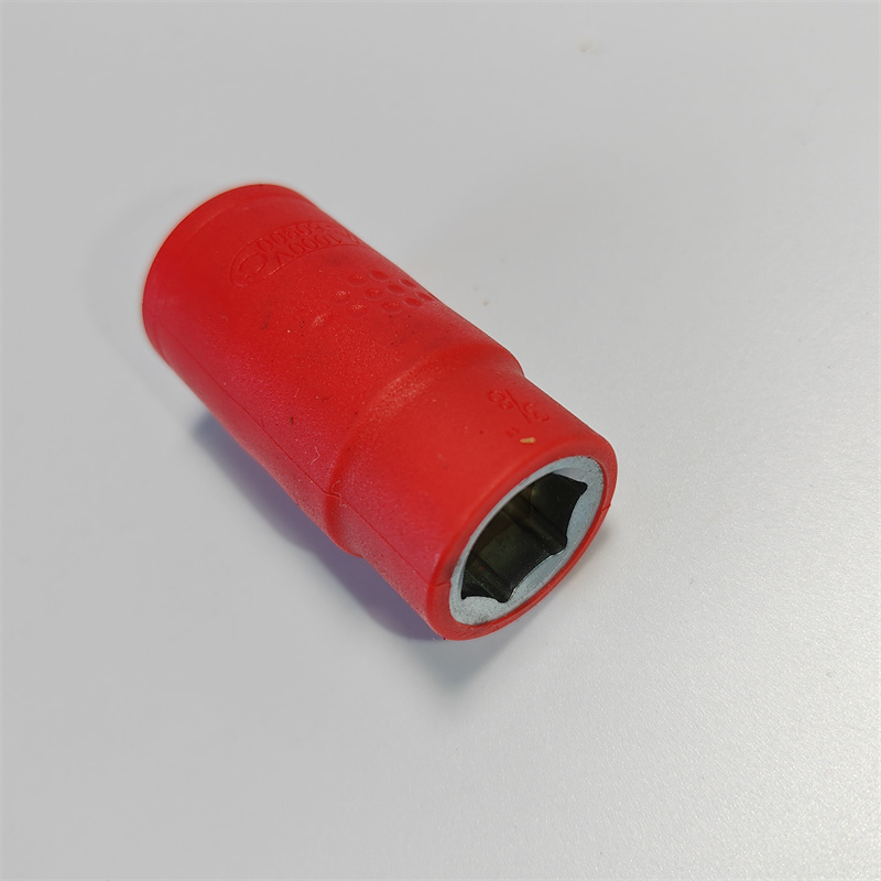 Li-Insulated Sockets